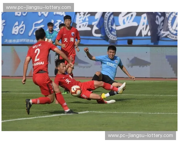 海风激荡，绿茵争锋：大连一方与天津队的宿命对决